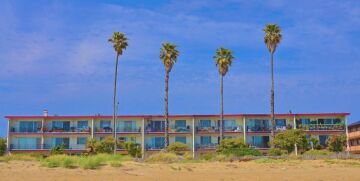 AlamedaBeach Appartments.jpg
